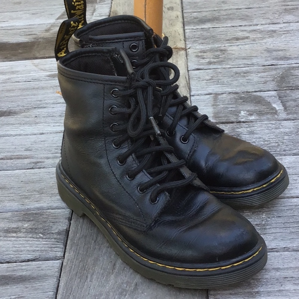 Dr. Martens Black Leather Kids Combat boots size 2